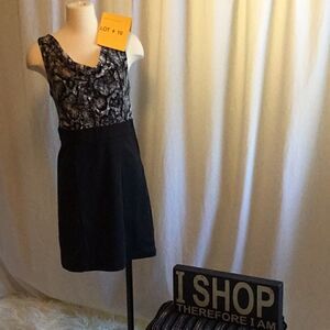 Lace top sleeveless dress by CHARLOTTE RUSSE sz8